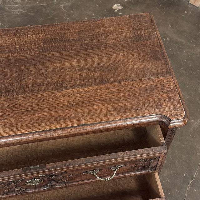 Antique Country French Louis XV Oak Commode ~ Chest of Drawers For Sale - Image 14 of 15