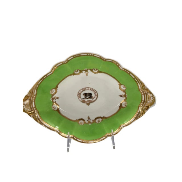 Set Spode Felspar Heraldric "Bear & Forbear" Dessert Tray & Covered Sauce Compotes C. 1840 For Sale - Image 4 of 11