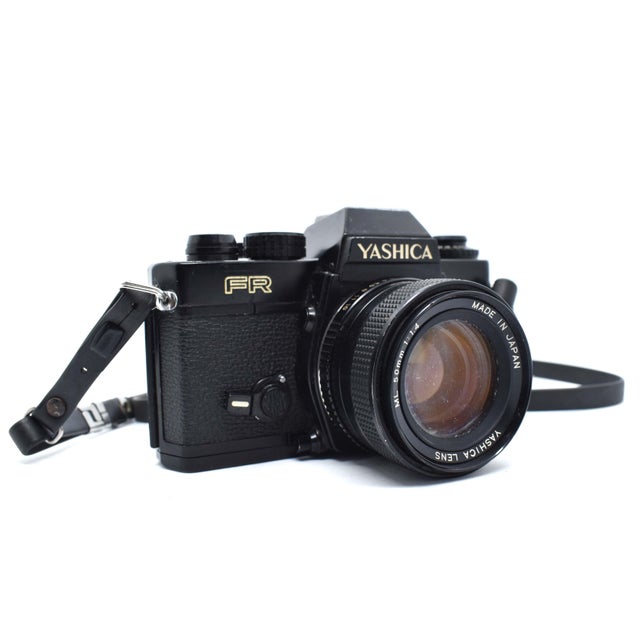 1970's Yashica Fr 35mm SLR Camera With Yashica ML 50mm Lens For Sale - Image 4 of 9