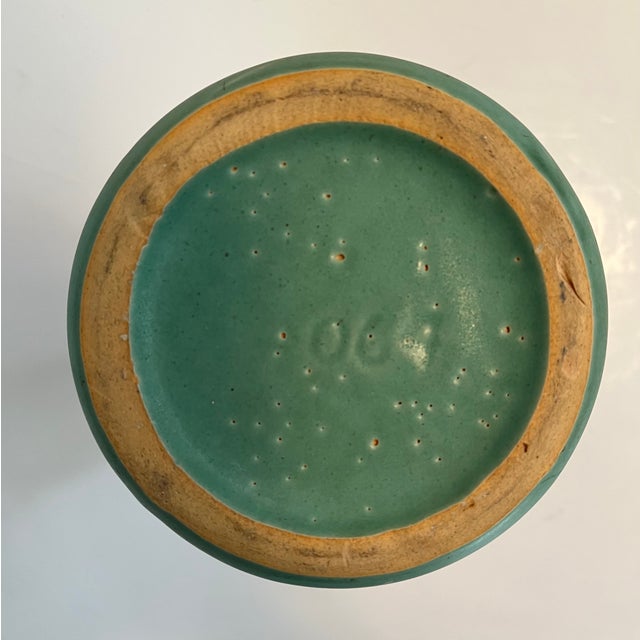 1920s Brush McCoy Art Vellum Matte Green Mottled Glaze Trumpet Art Deco