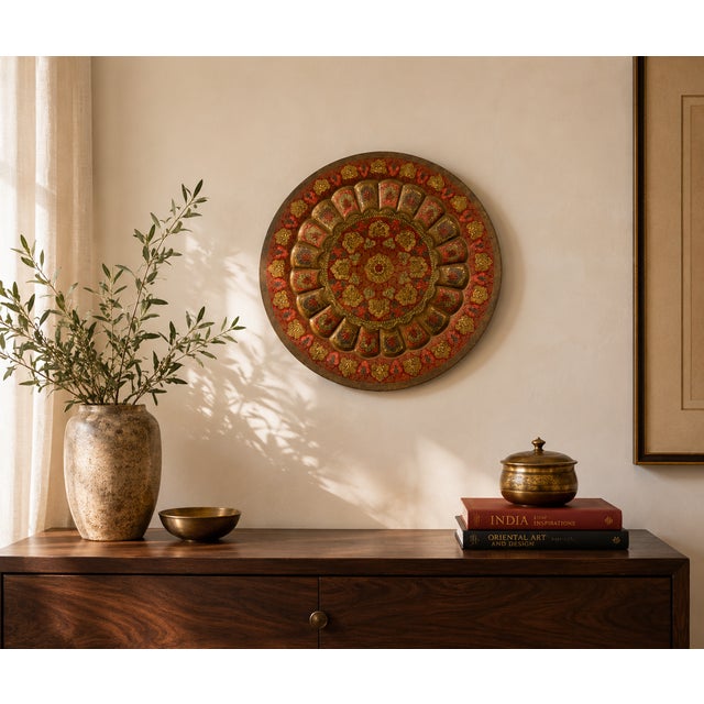Green Large Anglo-Indian Style Embossed Copper Wall Charger with Red and Gold Floral Decoration, 1970s For Sale - Image 8 of 9