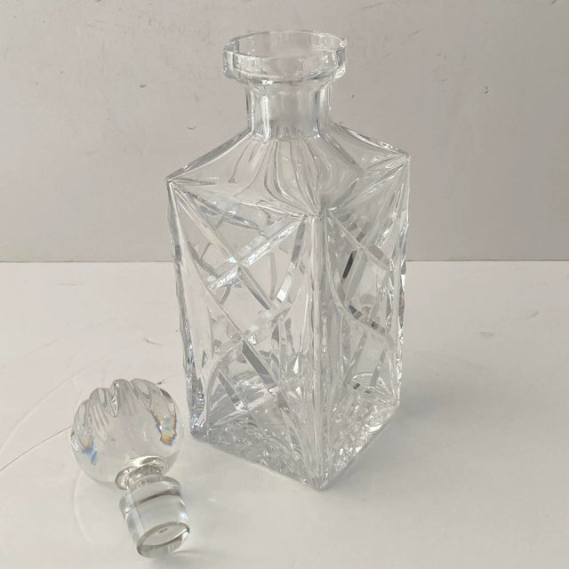 Vintage 1980s Cut Crystal Celtic Cross Hatch Square Decanter With Ball Stopper For Sale In Richmond - Image 6 of 8