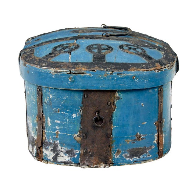 19th century hand painted scandinavian oval strong box circa 1850. Good quality piece of rustic Swedish craft work, which...