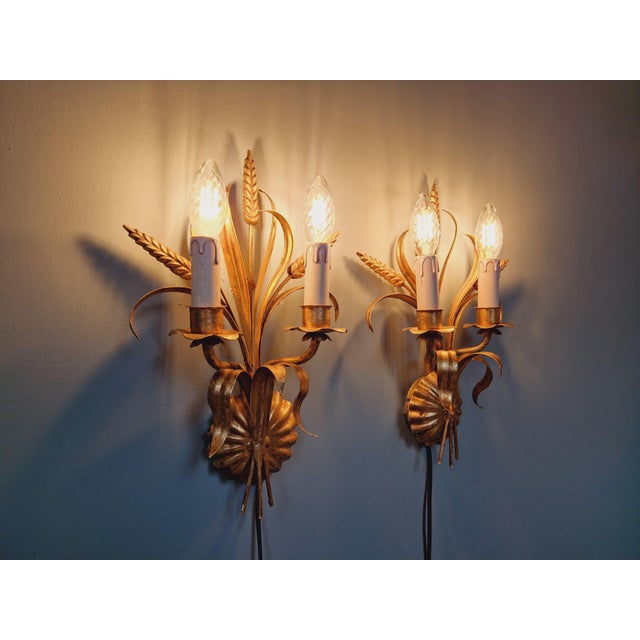 Wall Lights in Gilt Metal, Florence, Italy, 1970s, Set of 2 For Sale - Image 4 of 14