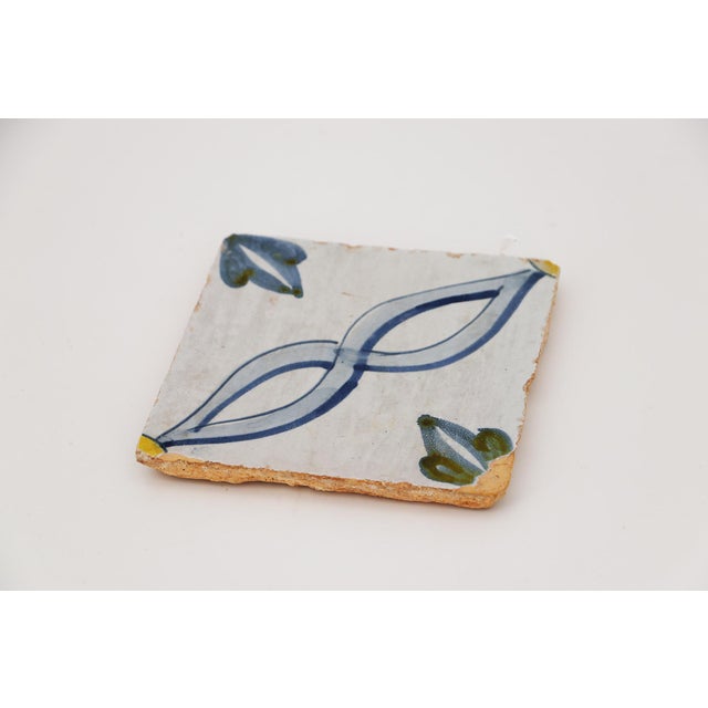 Blue 18th Century Antique Portuguese Blue, White, Green and Brown Baroque Tile For Sale - Image 8 of 9