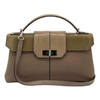 Late 20th Century Cartier Classic Beige Feminine Line Top Handle Bag For Sale