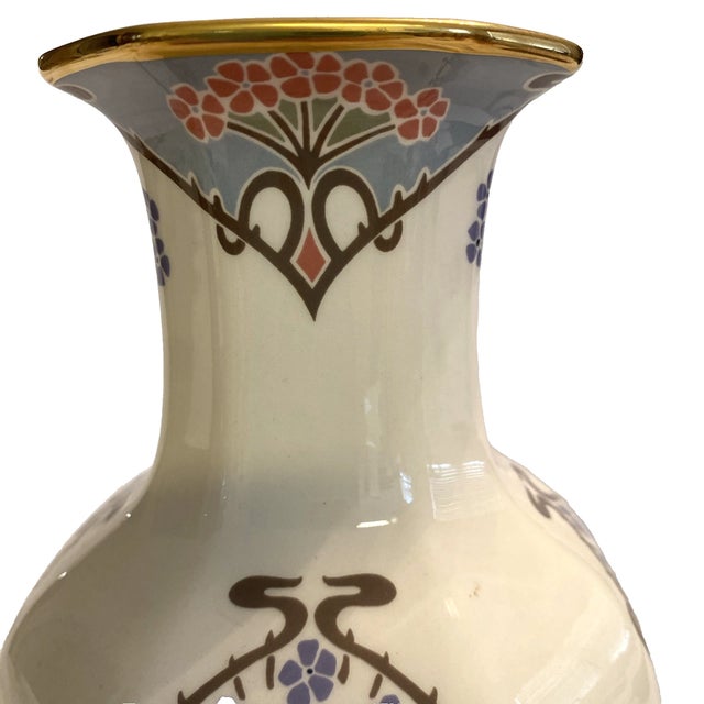 Mason's Ironstone Vintage Mason's Ironstone Hand Painted Lanthe Design Vase 10”. England 1987 For Sale - Image 4 of 6