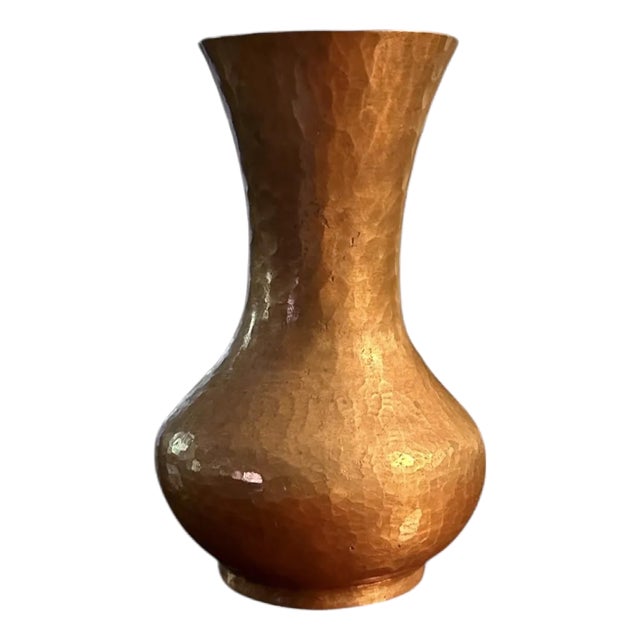 Vintage Mission / Arts & Crafts Hand Hammered Copper Vase For Sale