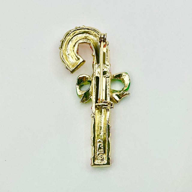 1970s Vintage Boho Chic Americana Candy Cane Christmas Brooch, Beatrix Jewelry. For Sale - Image 6 of 6