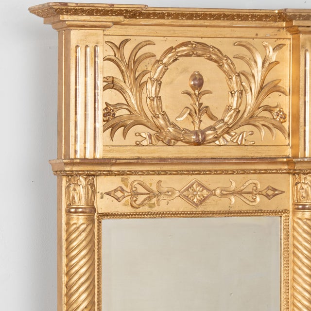 Early 19th Century Swedish Gold Giltwood Mirror With Laurel Wreath Crest For Sale - Image 4 of 14