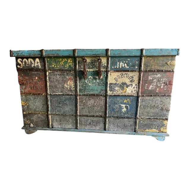 Amazing Antique and Original Handmade Trunk / Chest From India For Sale