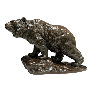 Large And Impressive Meiji Period Bronze Bear, Signed