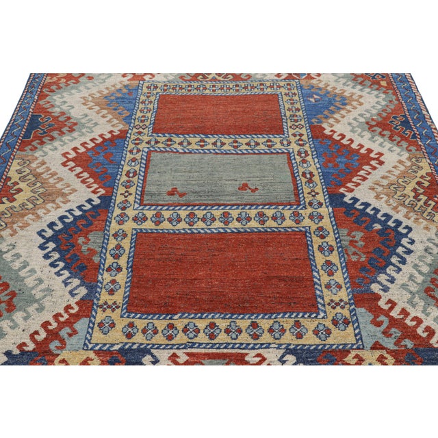 Hand-knotted in a special blend of Ghazni wool, this 6x7 rug from the custom-classics Burano Collection by Rug & Kilim is...