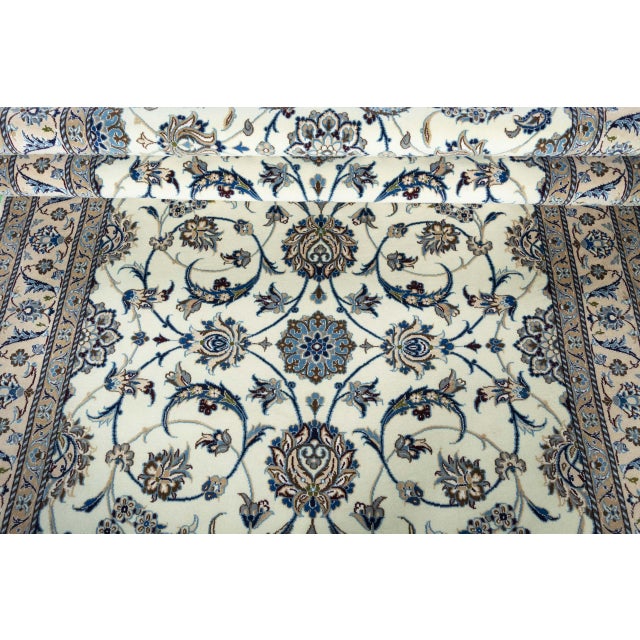 Hand-Knotted Oriental Rug in Beige For Sale - Image 9 of 12
