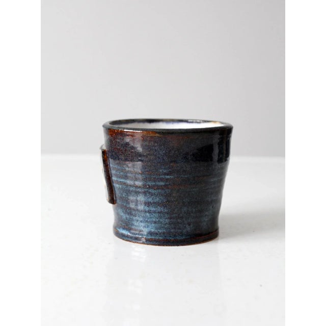 Late 20th Century Vintage Starfish Studio Pottery Vase For Sale - Image 5 of 10