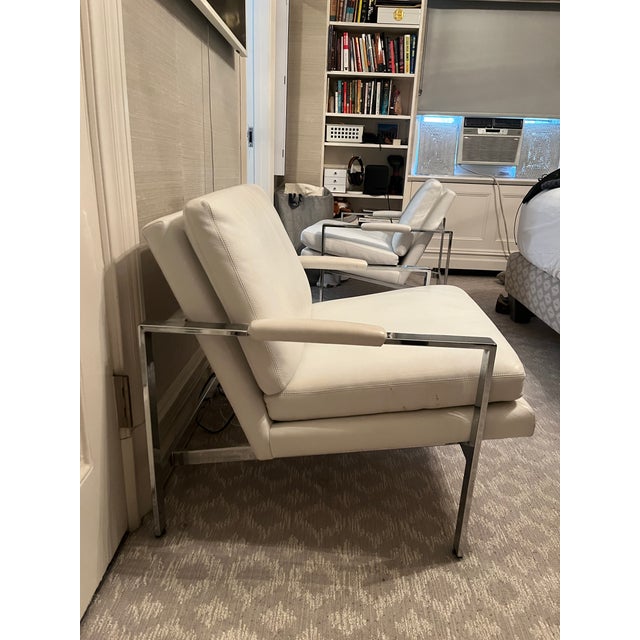 Pair of Chrome Lounge Chairs in White Leather Attributed to Milo Baughman For Sale - Image 16 of 16