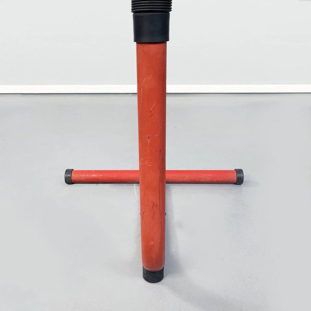 Mid-Century Italian Red Metal & Black Plastic Coffee Table from Magis, 1980s For Sale - Image 13 of 18