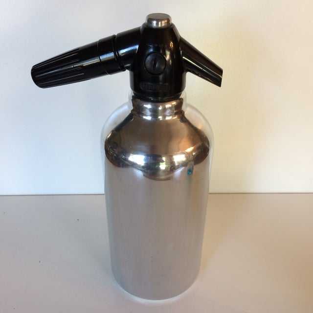 Kidde Mfg MidCentury Modern Rechargeable "Soda King" Seltzer Bottle