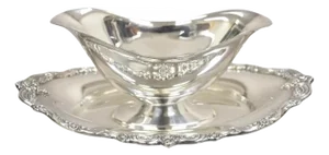 Vintage Towle 2909 Victorian Silver Plated Gravy Boat on Attached Plate