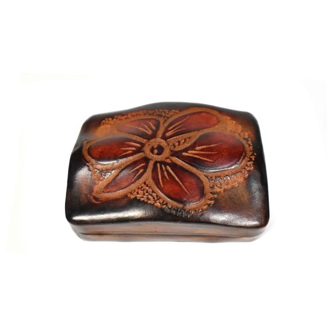 Brown 1990s Small Handmade Italian Leather Box by Piero Capecchi For Sale - Image 8 of 8