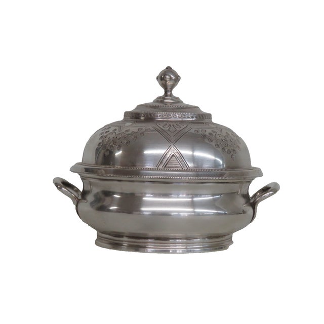 Victorian Late 18th Century Meriden Britannia Silver Plated Handled Butter Dish Soup Tureen With Lid For Sale - Image 3 of 18