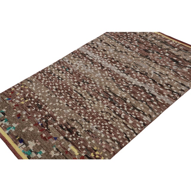 Hand-knotted in wool, silk & cotton, this 5x9 rug is a new addition to the Moroccan Collection by Rug & Kilim. On the...