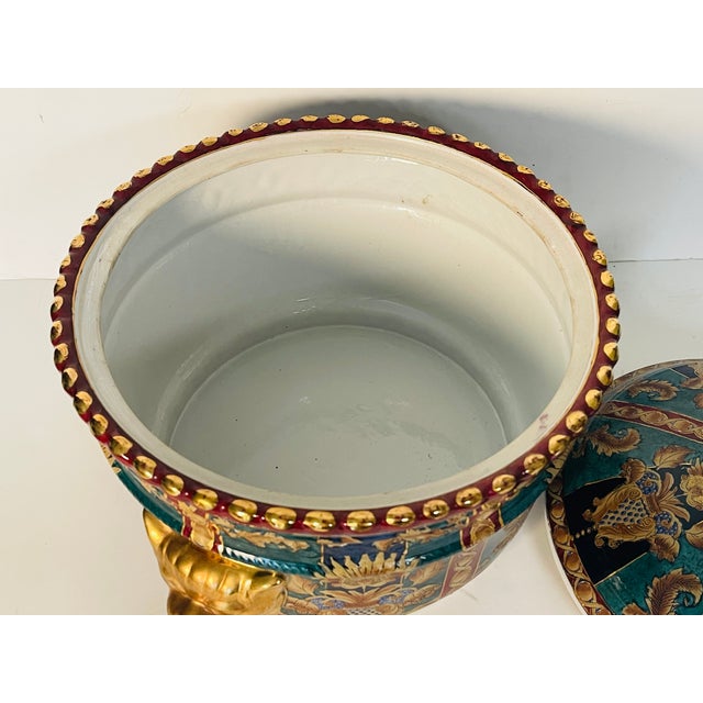 Mid 20th Century Chinese Export Tureen Handpainted With Lion Handles and Cover For Sale In Miami - Image 6 of 10