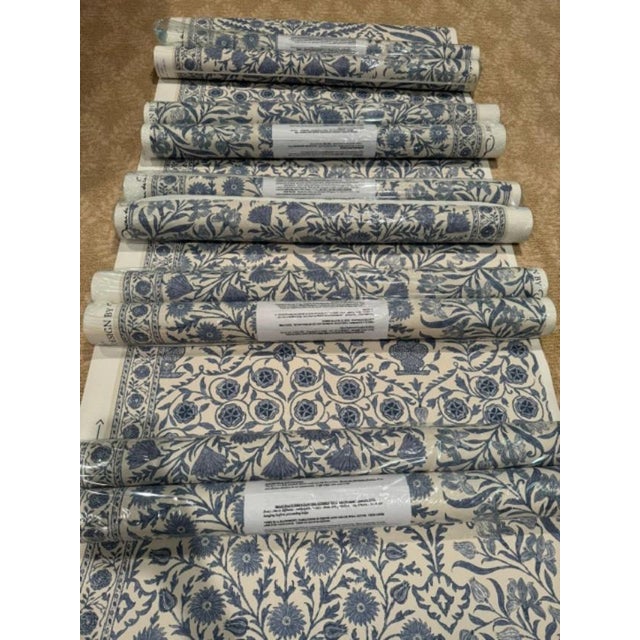 English Lee Jofa Oscar De La Renta Sameera Indigo Blue Wallpaper For Sale - Image 3 of 3