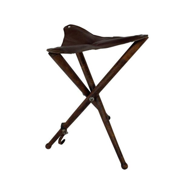 Military Campaign Foldable Tripod Hunting Stool in Wood and Leather Upholstery For Sale - Image 5 of 6