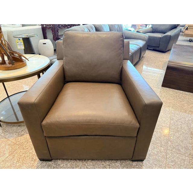 2020s New Hancock & Moore Brown Leather Club Lounge Chair For Sale - Image 5 of 8