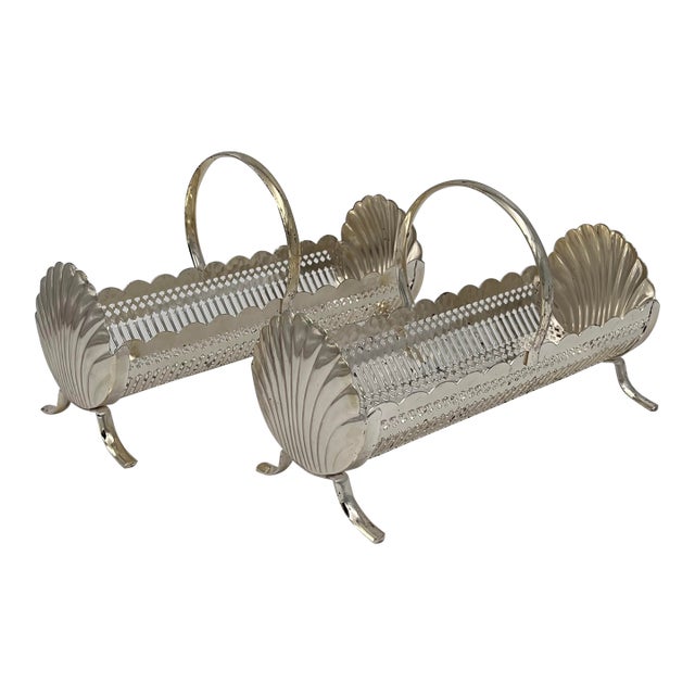 Mid-Century English Silverplate Scallop Shell Cracker Server Baskets or Biscuit Troughs - Set of 2 For Sale