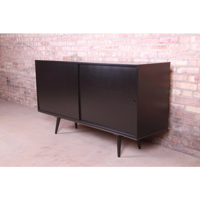 Paul McCobb Planner Group Mid-Century Modern Black Lacquered Sideboard Credenza, Newly Refinished For Sale - Image 13 of 13
