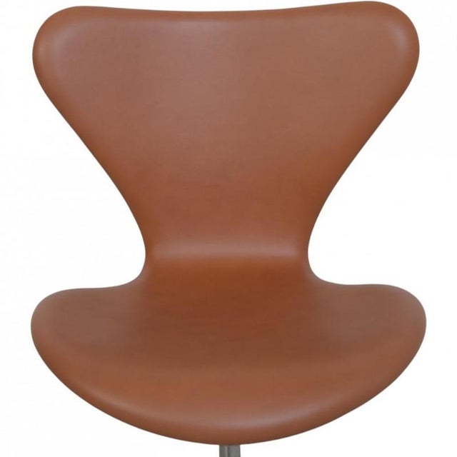 Model 3117 Office Chair in Cognac Leather by Arne Jacobsen, 1980s For Sale - Image 3 of 13