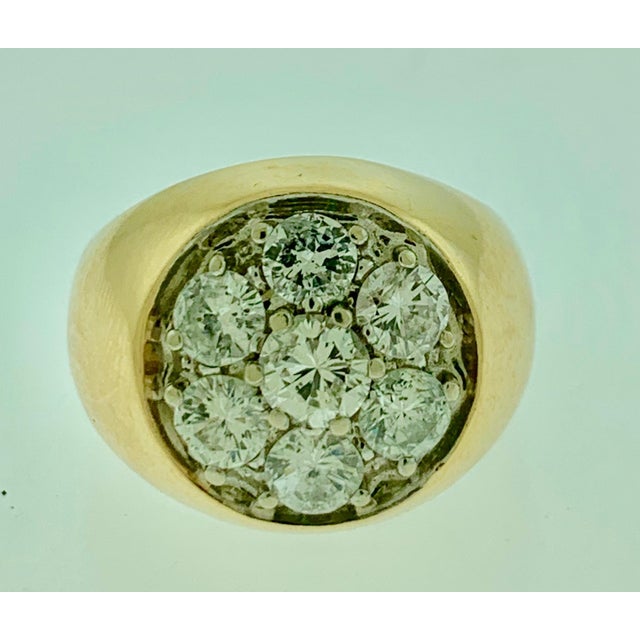 Traditional 1.75 Carat, 7 Diamonds Traditional Men's Ring 14 Karat Yellow Gold Ring Estate For Sale - Image 3 of 8