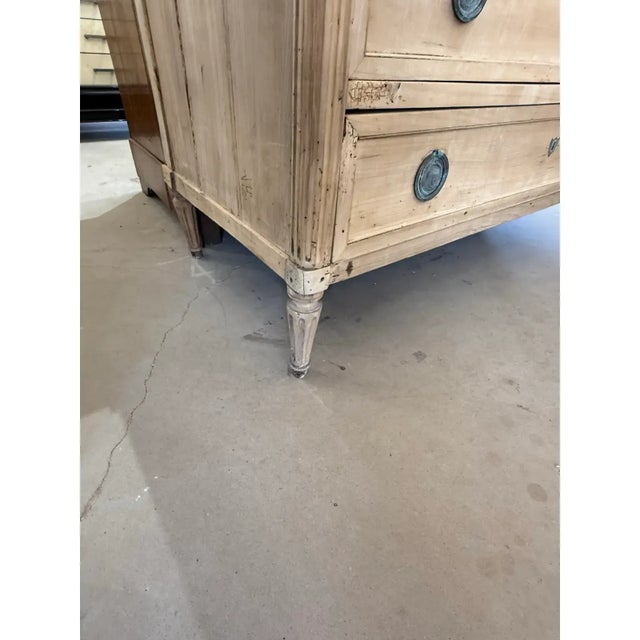 Large 18th Century French Louis XVI Solid Walnut Bleached Chest of Drawer / Commodes For Sale - Image 4 of 12