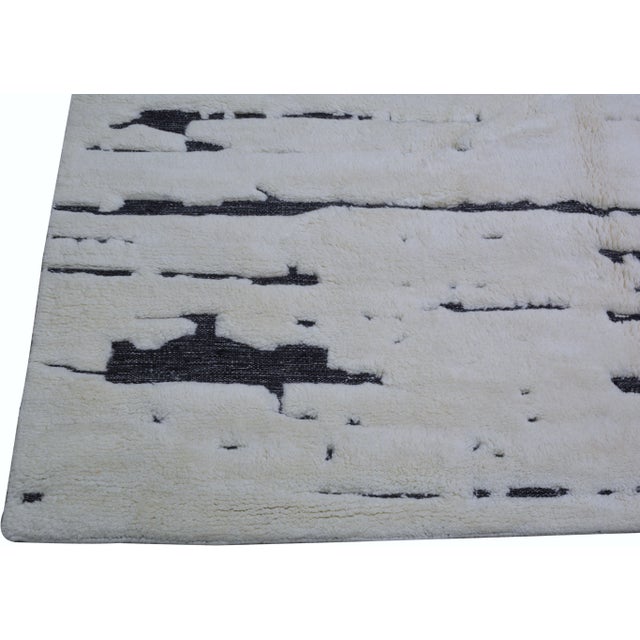 Moroccan New Moroccan Professional Hand Knotted Wool Rug, 10x14 For Sale - Image 3 of 5