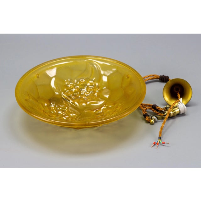 French Art Deco Frosted Amber Colored Pendant Light from ROS, 1930s For Sale - Image 15 of 18