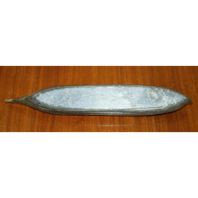Fine Alex Patsauq 1917 Signed Serial Number Inuit Eskimo Soapstone Kayak Carving For Sale - Image 18 of 18