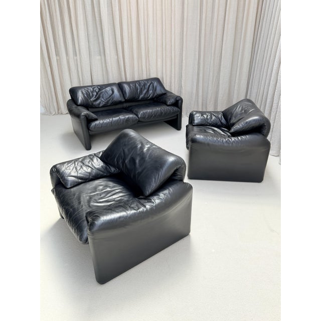 Early 70s edition cassina maralunga twoseater & 2 fauteuils. Designed by vico magistretti in 1973. excellent, original...