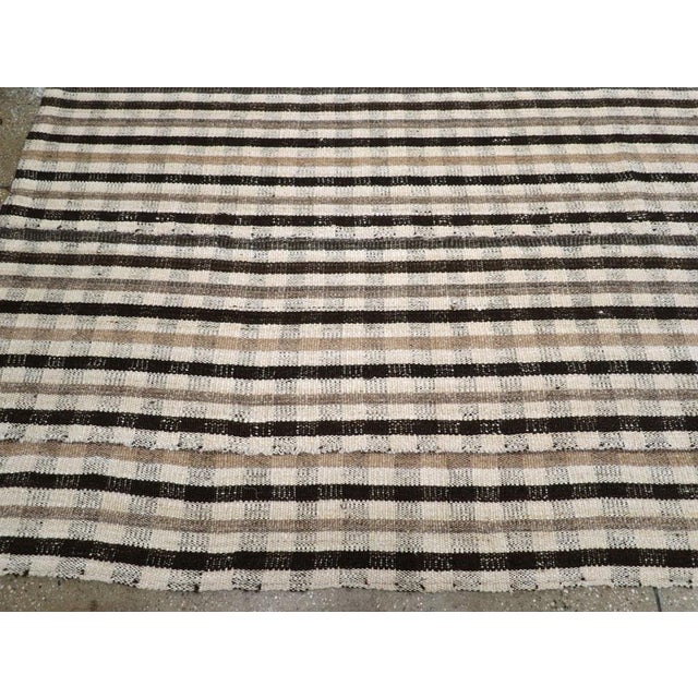 Textile Galerie Shabab Collection Mid-20th Century Turkish Flatweave Kilim For Sale - Image 7 of 10