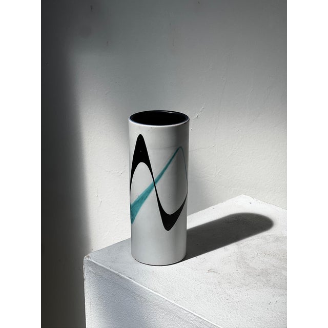 White Vintage Müller Lucerne Studio Pottery Vase - Mid-Century Modern Swiss Ceramic For Sale - Image 8 of 9