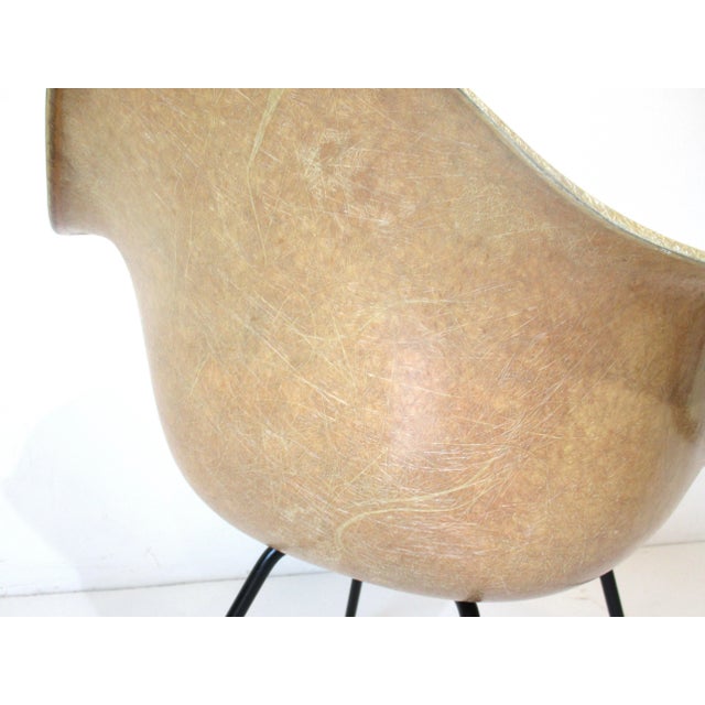 Plastic Early Eames Lounge Height Rope Edge Chair for Herman Miller For Sale - Image 7 of 13