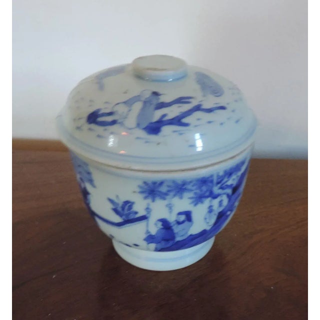 19th Century Chinese Blue & White Porcelain Jar and Cover For Sale - Image 9 of 11
