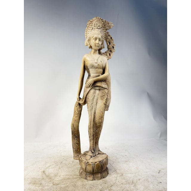 Statue of a Balinese Woman in Traditional Dress, 1970s For Sale - Image 10 of 10