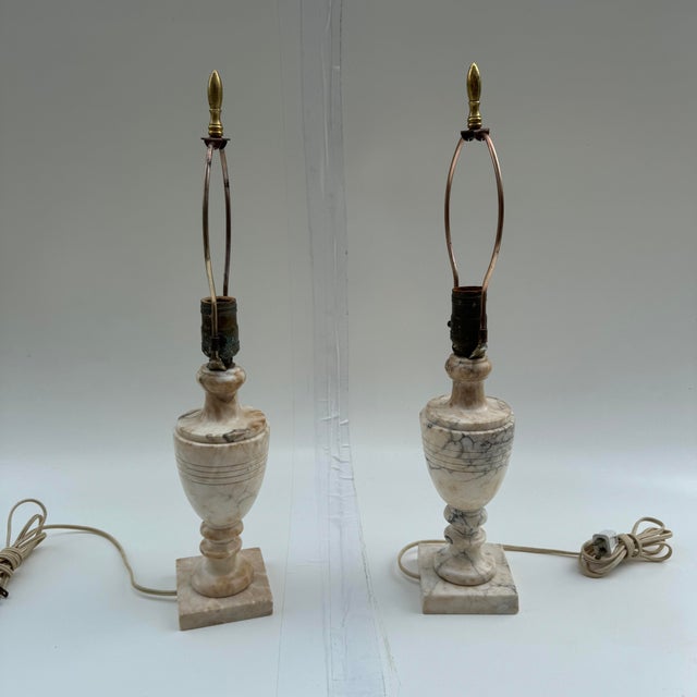 1950s Neoclassical Italian Alabaster Urn Table Lamps- A Pair For Sale - Image 5 of 12