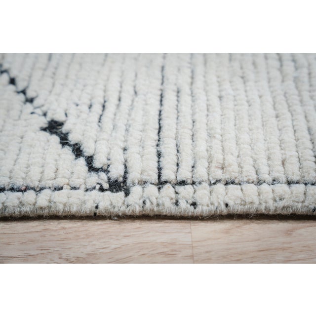 Contemporary 5' 7"x8' 7" Ivory Charcoal Moroccan Berber Style Hand-Knotted Wool Rug For Sale - Image 3 of 6