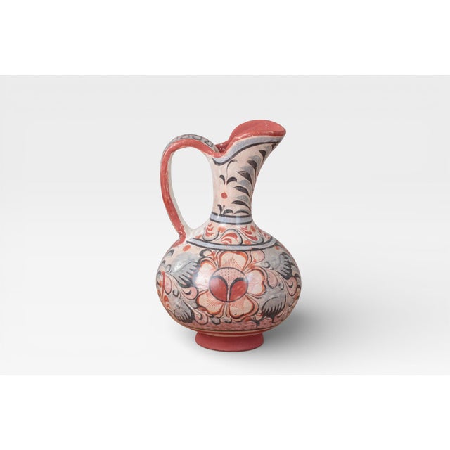 Mexican 1970s Mexican Tonalá Pottery Pitcher With Haindpainted Floral Motifs For Sale - Image 3 of 15