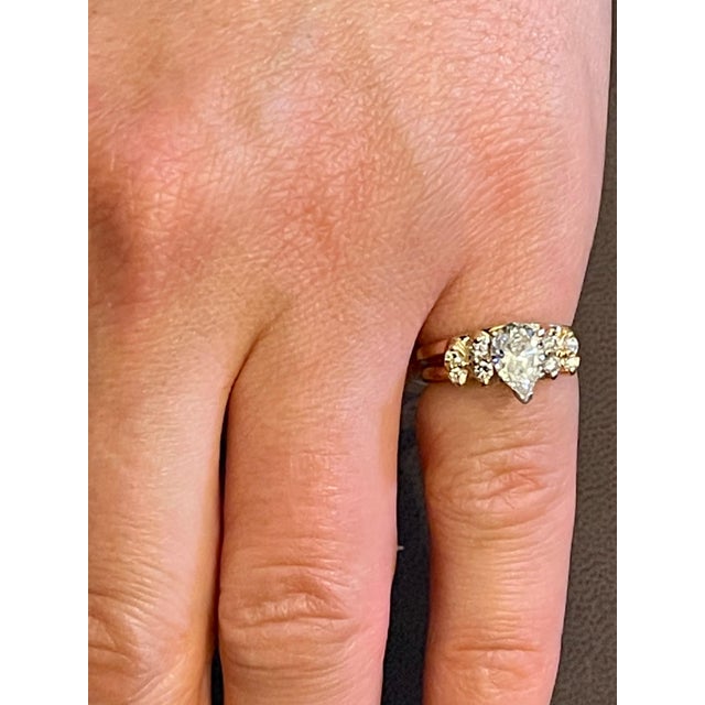 1.0 Carat Pear Shape Center Diamond Engagement 14 Karat Yellow Gold Ring For Sale - Image 12 of 18