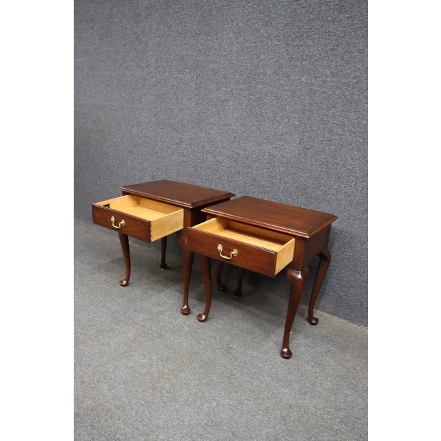 Henkel-Harris Mahogany Queen Anne Nightstands – Pair For Sale - Image 13 of 14
