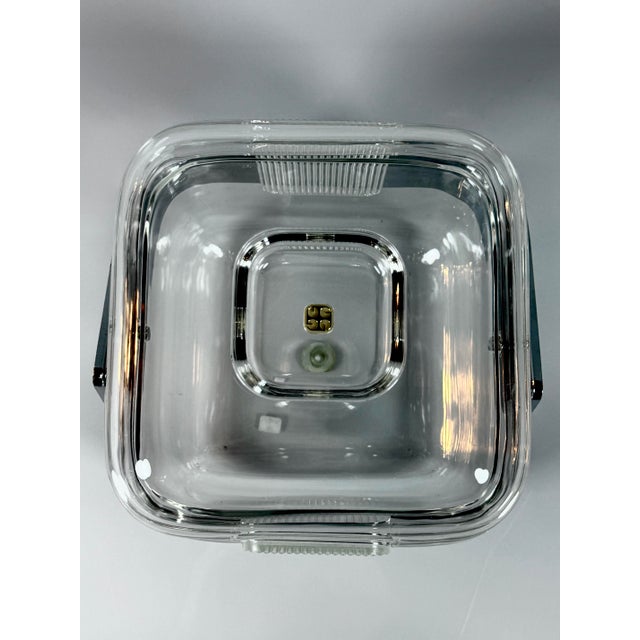 1980s Amanda Ice Bucket in Acrylic Glass by Ambrogio Pozzi for Guzzini, 1980s For Sale - Image 5 of 12